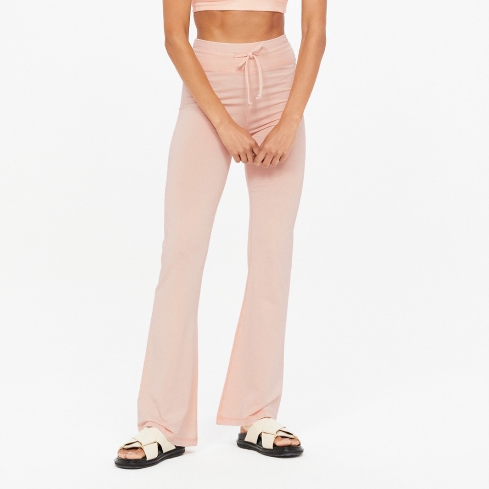 The upside flare pant